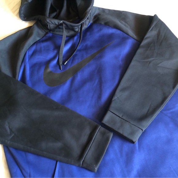 Nike Men's Performance Jacket in Blue and Black - Picture 7 of 8